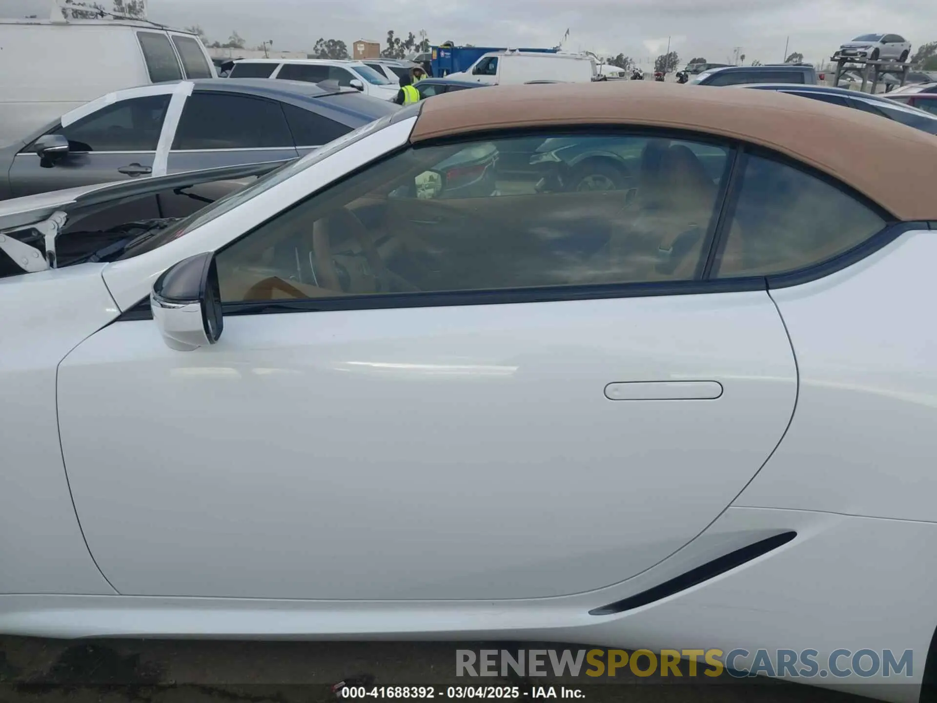 15 Photograph of a damaged car JTHKPAAY4MA101264 LEXUS LC 500 2021