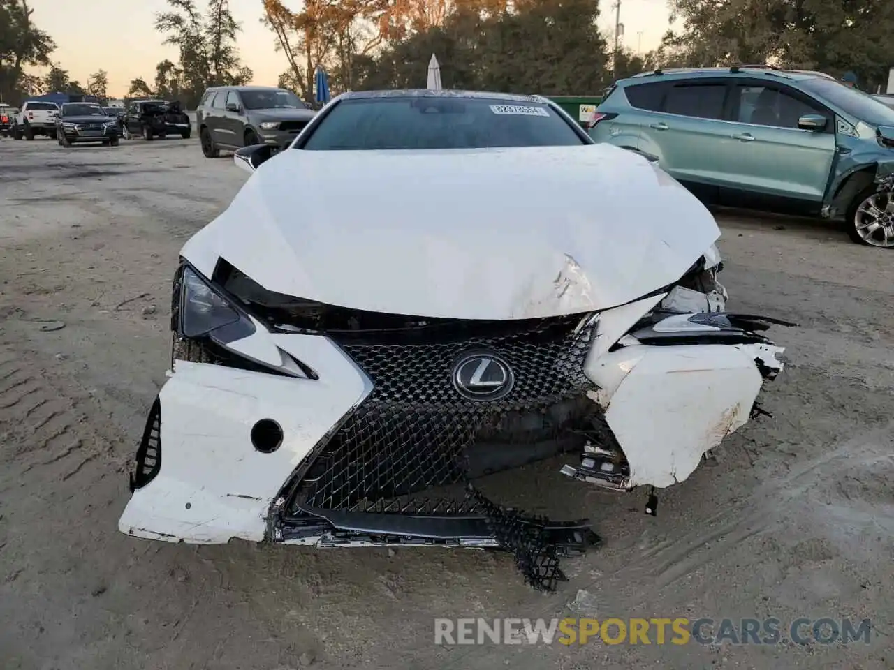 5 Photograph of a damaged car JTHHP5AY0KA007123 LEXUS LC500 2019