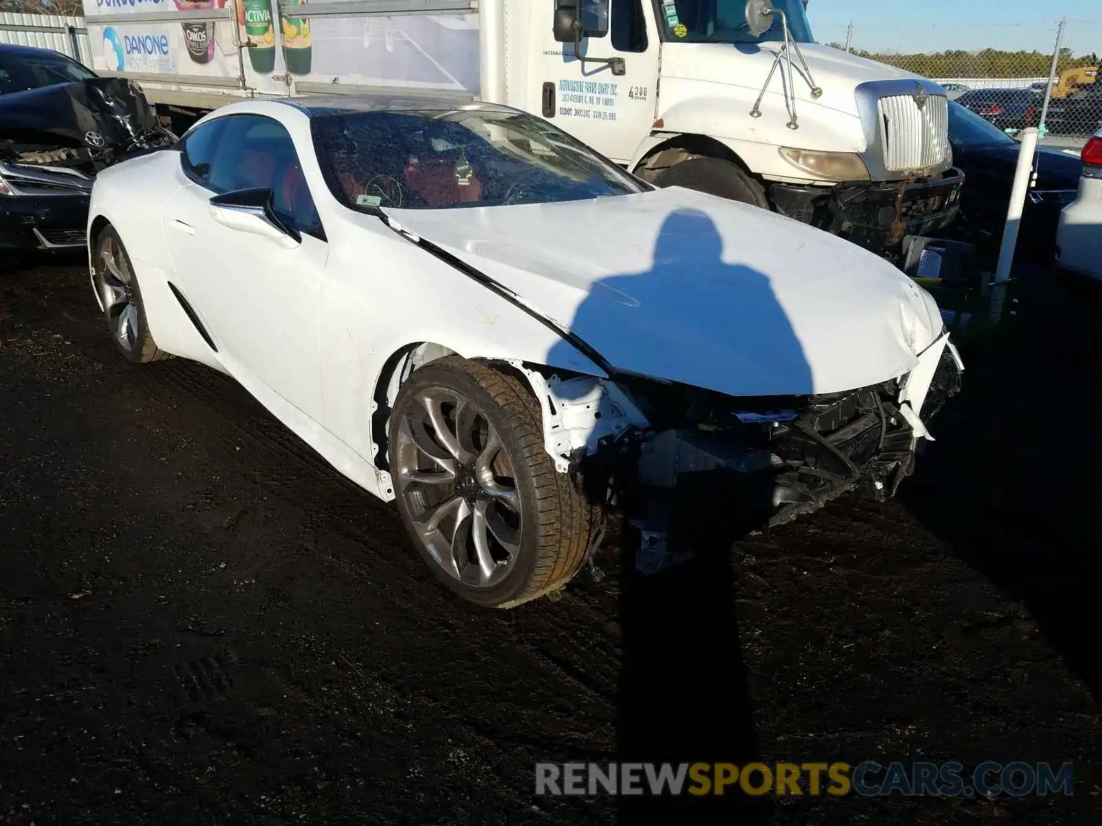 1 Photograph of a damaged car JTHAP5AY9LA007494 LEXUS LC500 2020