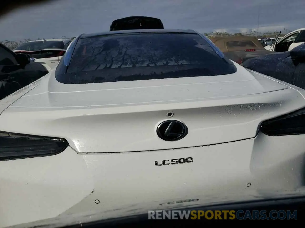 6 Photograph of a damaged car JTHLP5AY3NA105772 LEXUS LC500 2022