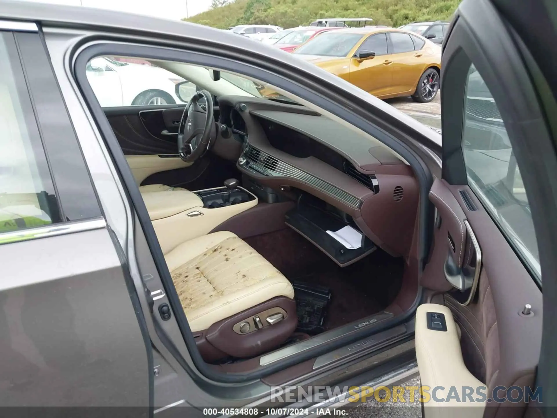 5 Photograph of a damaged car JTHB51FF3K5010148 LEXUS LS 2019