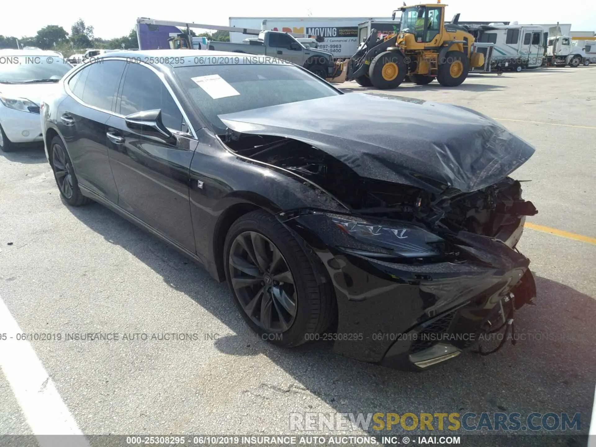 1 Photograph of a damaged car JTHB51FF8K5007942 LEXUS LS 2019