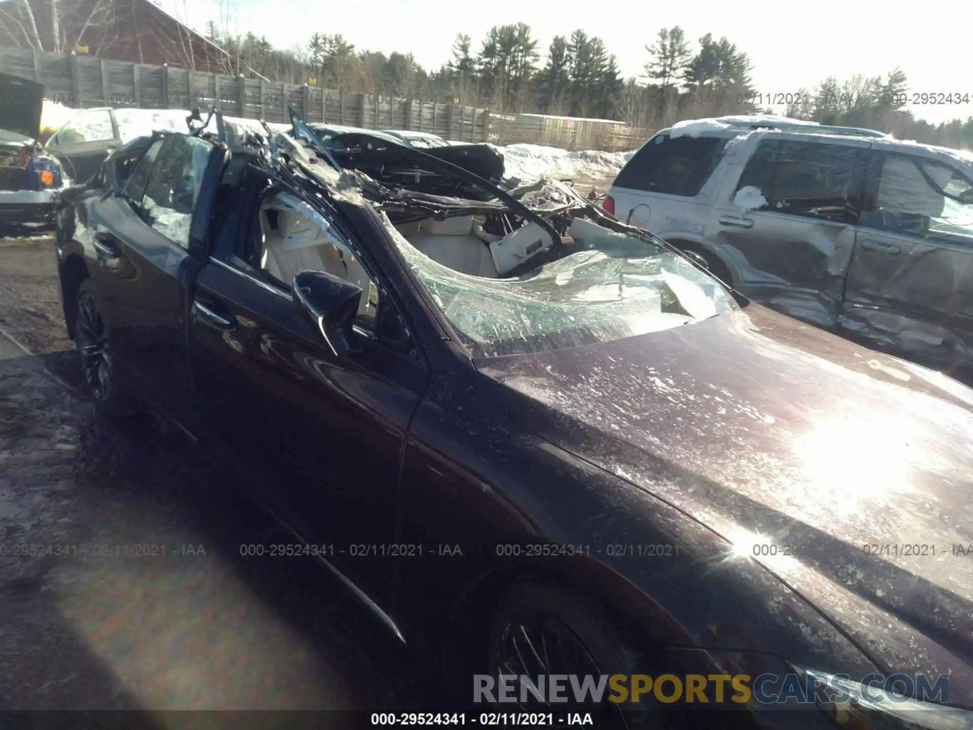 6 Photograph of a damaged car JTHG5LGF6L5007553 LEXUS LS 2020