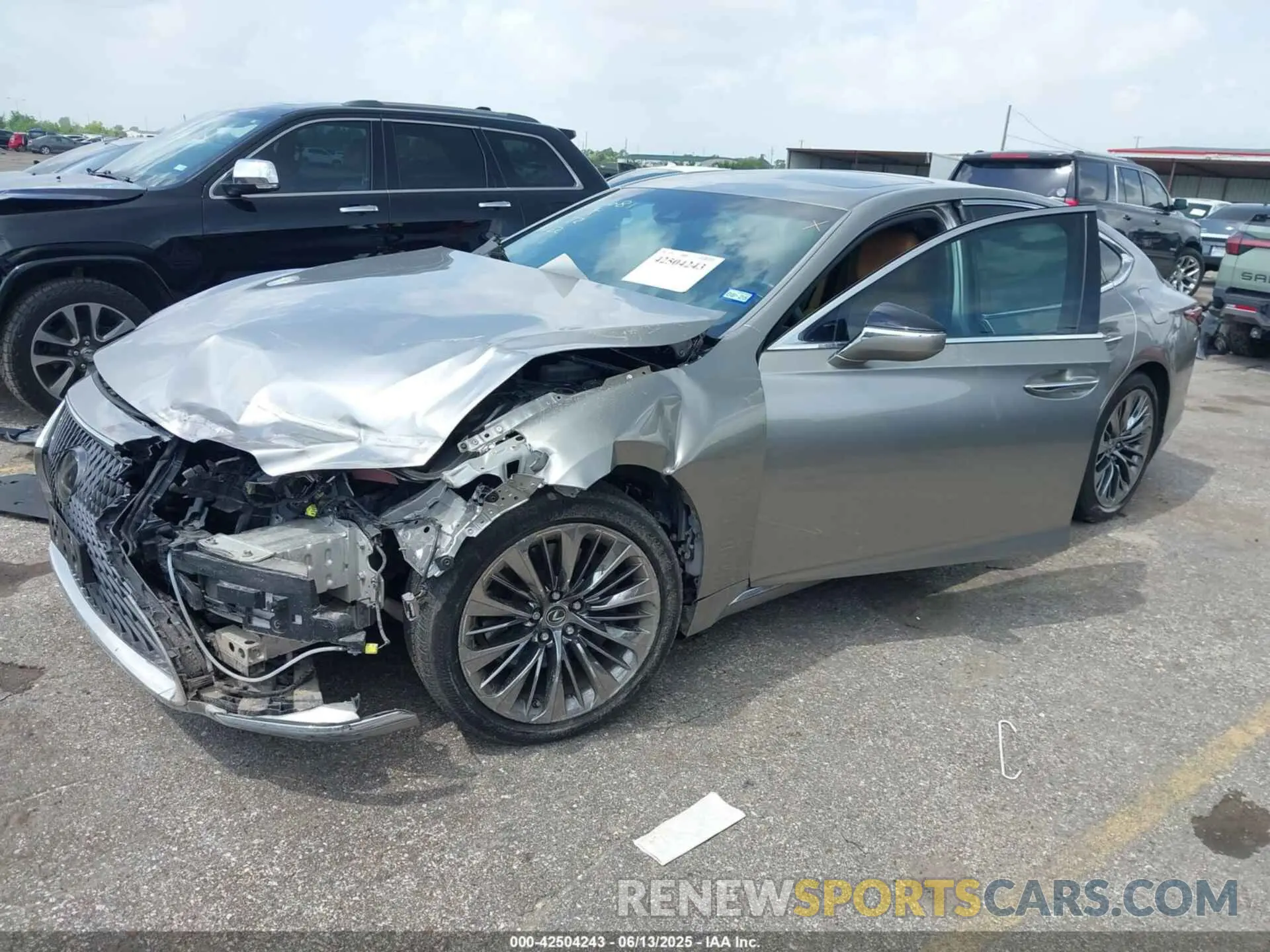 2 Photograph of a damaged car JTHD51FFXM5015102 LEXUS LS 500 2021