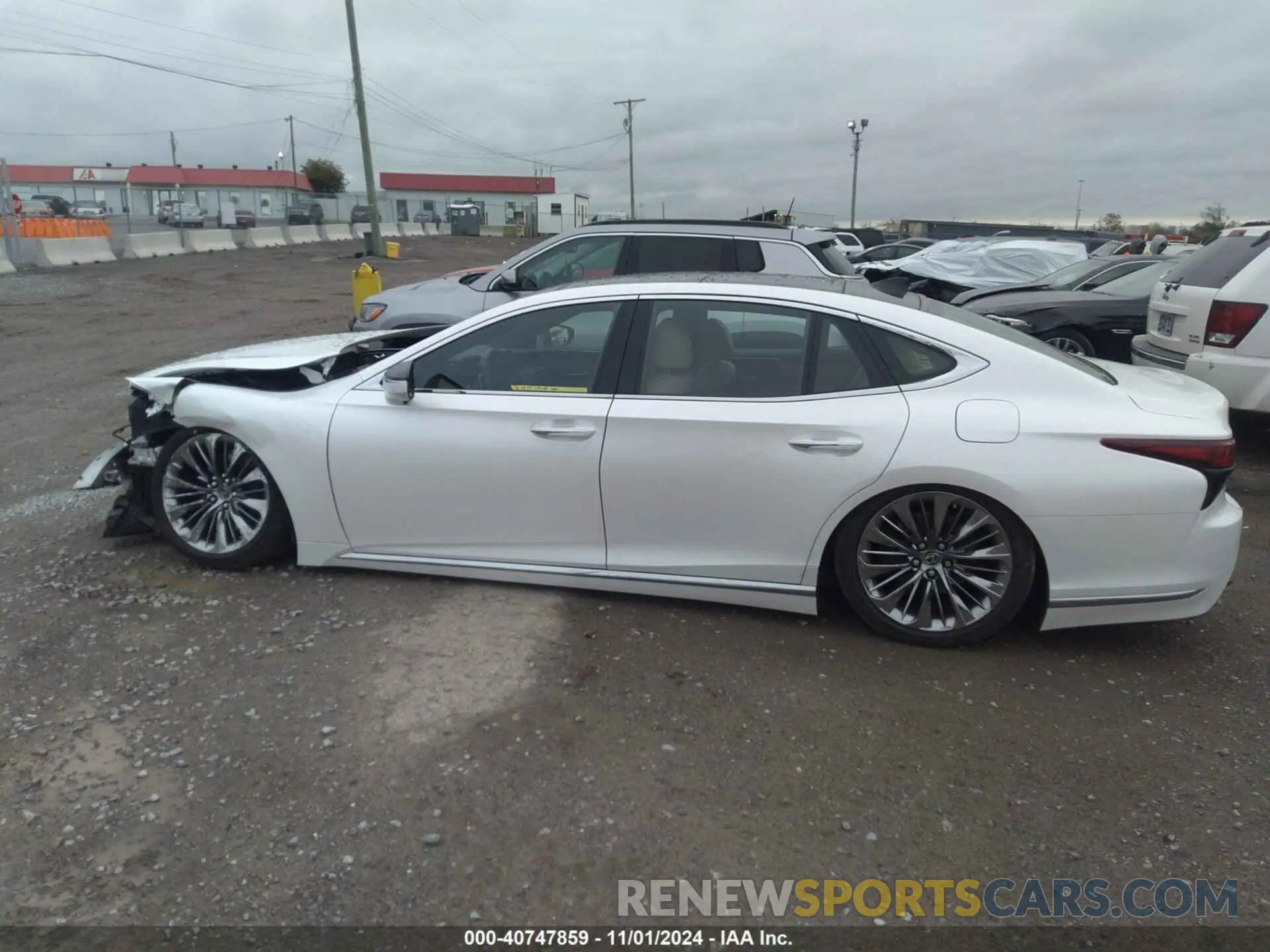 14 Photograph of a damaged car JTHD51FF0N5015708 LEXUS LS 500 2022