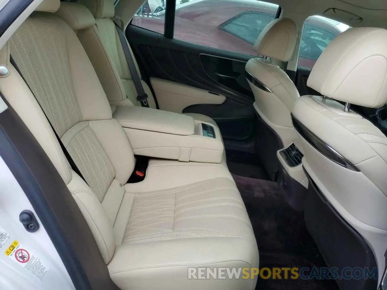 10 Photograph of a damaged car JTHB51FF4K5007906 LEXUS LS500 2019