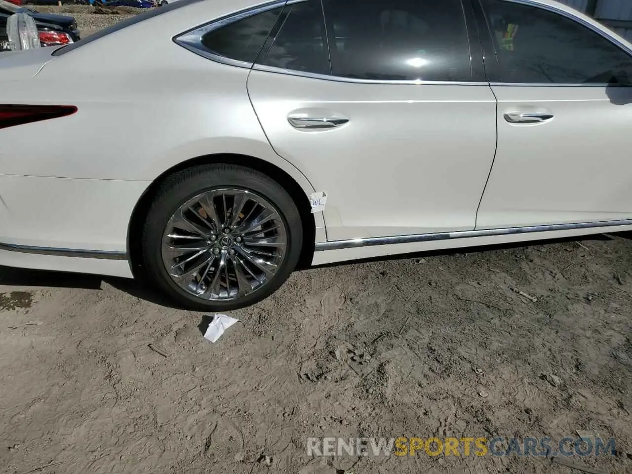 12 Photograph of a damaged car JTHB51FF4K5007906 LEXUS LS500 2019