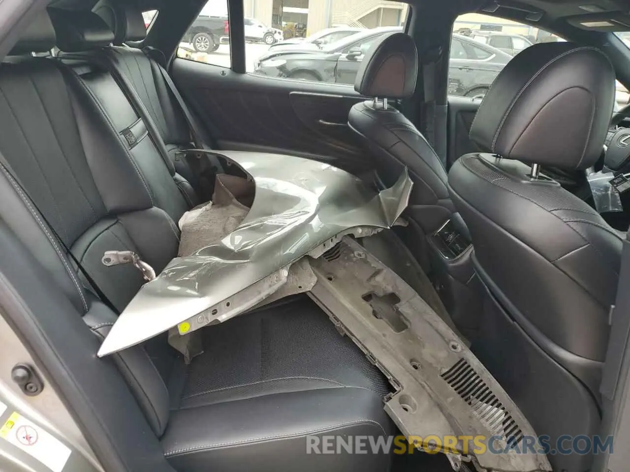 10 Photograph of a damaged car JTHB51FF5K5008255 LEXUS LS500 2019