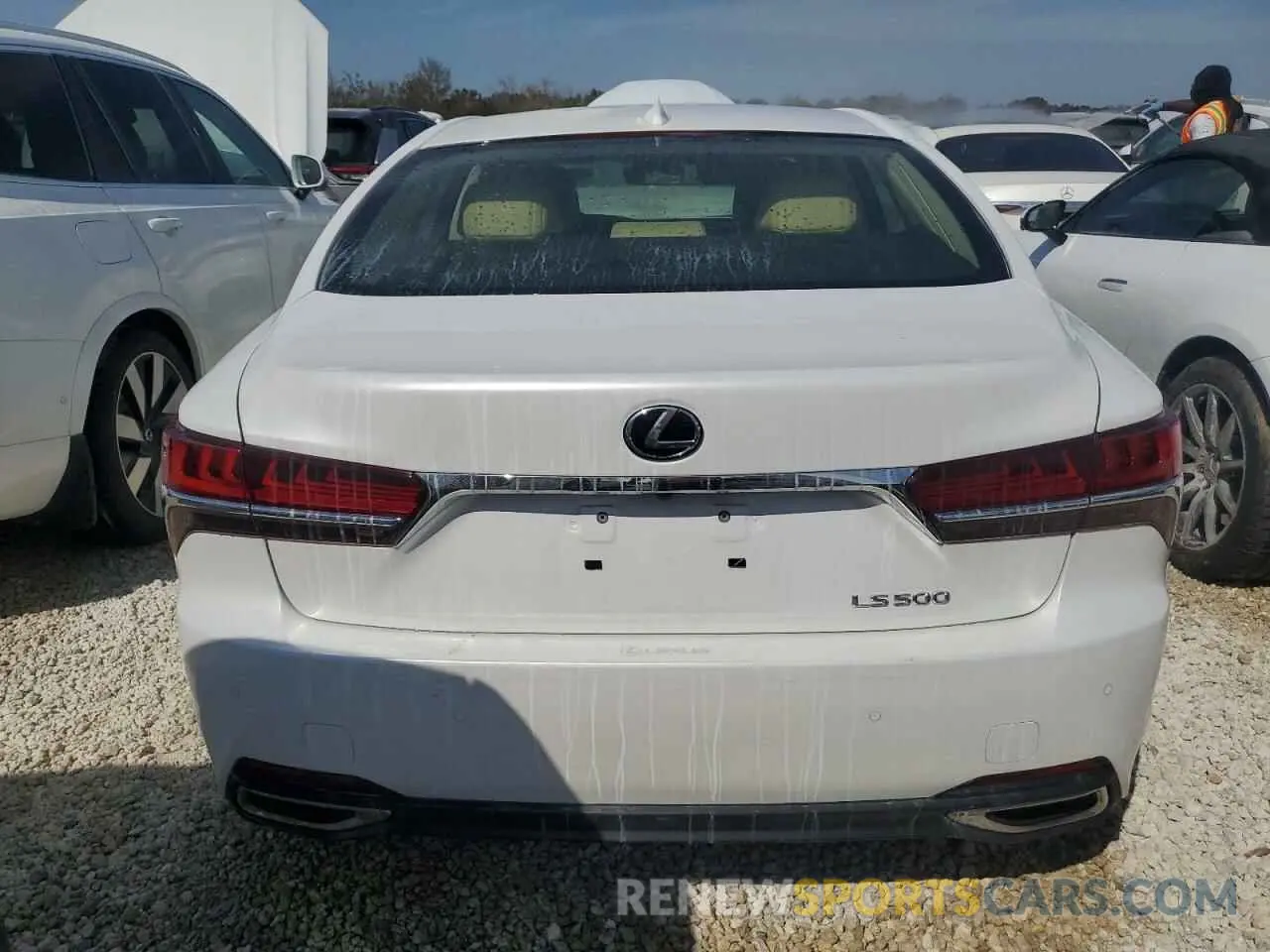 6 Photograph of a damaged car JTHB51FF8K5009061 LEXUS LS500 2019