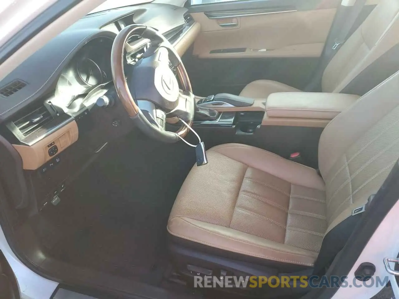 7 Photograph of a damaged car JTHB51FF8K5009061 LEXUS LS500 2019
