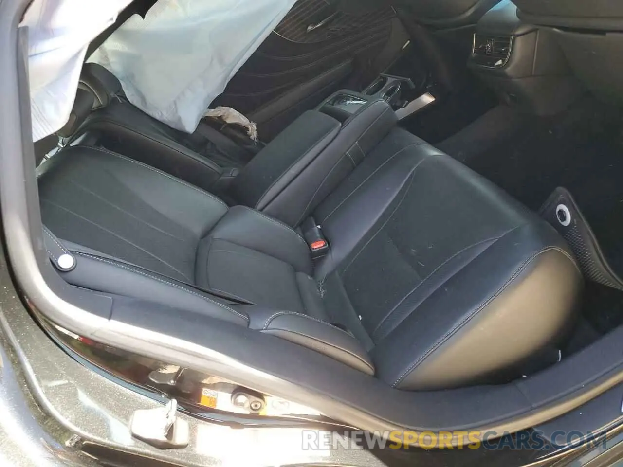 6 Photograph of a damaged car JTHB51FF9K5007609 LEXUS LS500 2019