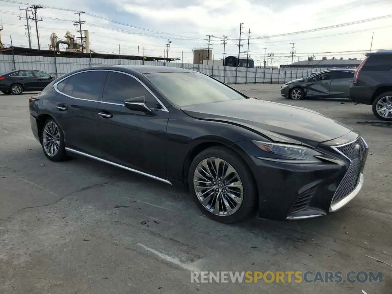 4 Photograph of a damaged car JTHB5LFFXK5009462 LEXUS LS500 2019