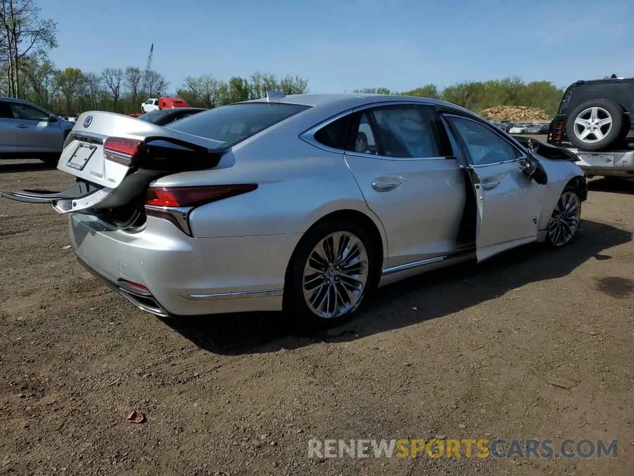 3 Photograph of a damaged car JTHC51FF3K5005648 LEXUS LS500 2019