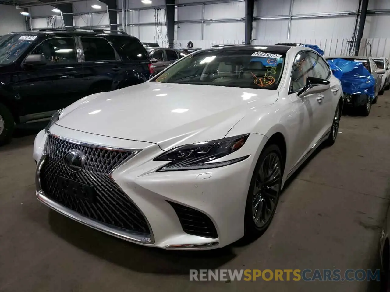 2 Photograph of a damaged car JTHC51FF4K5006971 LEXUS LS500 2019