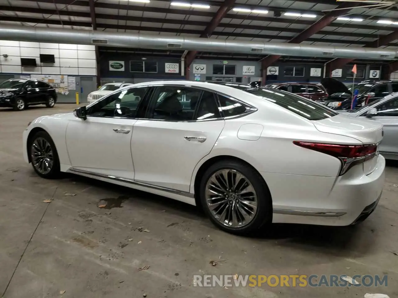 2 Photograph of a damaged car JTHC5LFF6K5005896 LEXUS LS500 2019