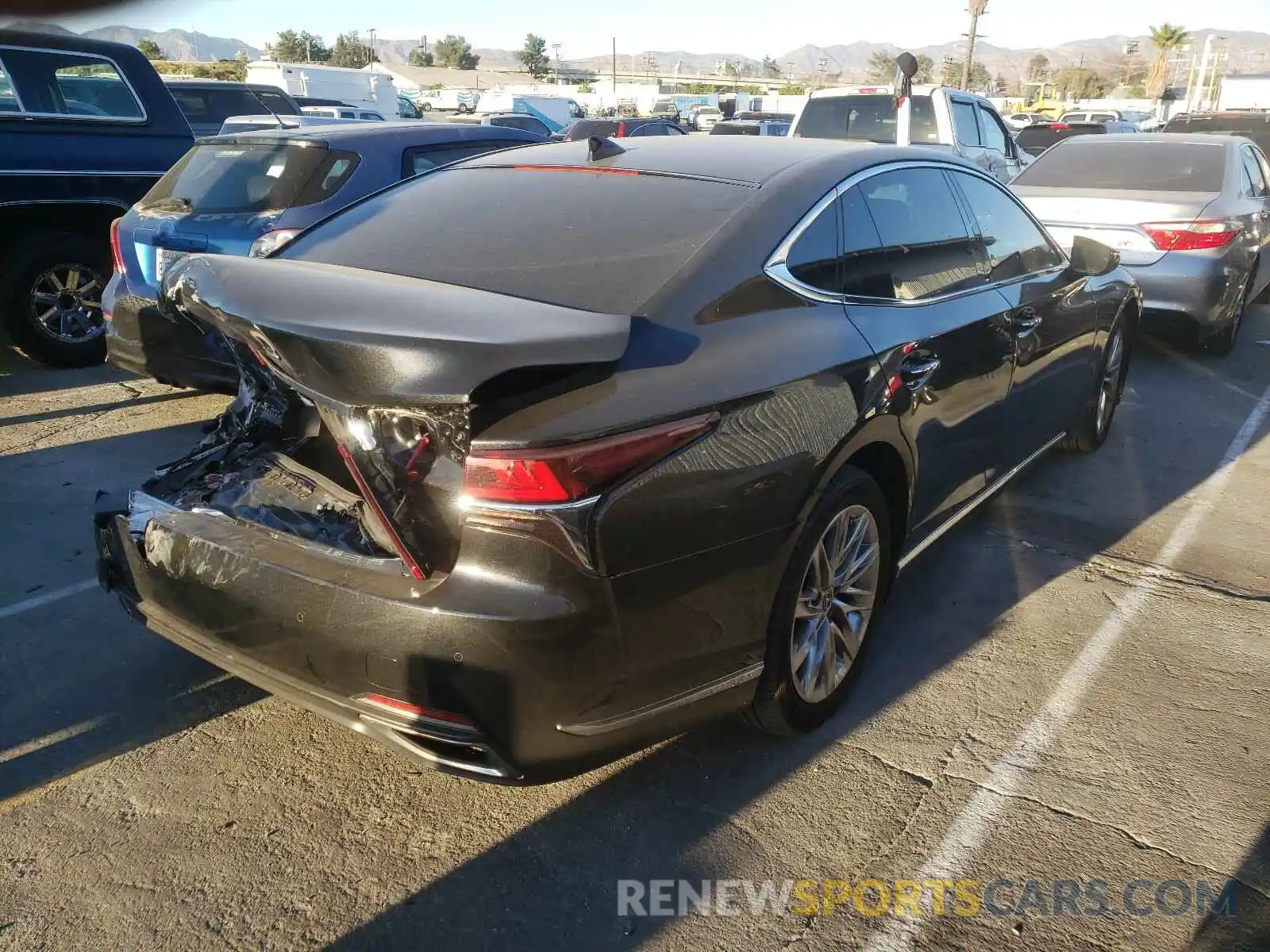 4 Photograph of a damaged car JTHD51FF0L5010599 LEXUS LS500 2020