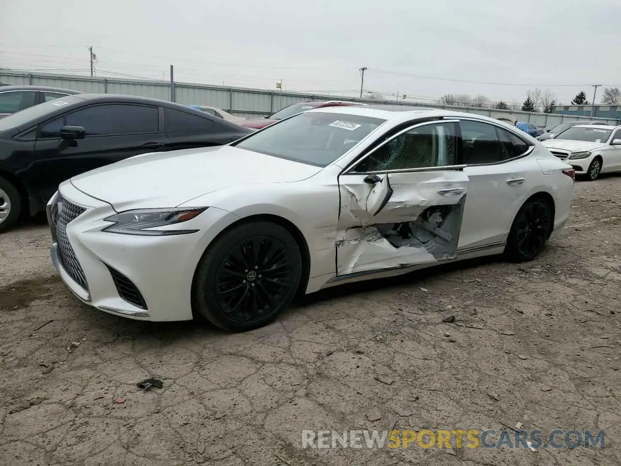 1 Photograph of a damaged car JTHD51FF5L5011005 LEXUS LS500 2020