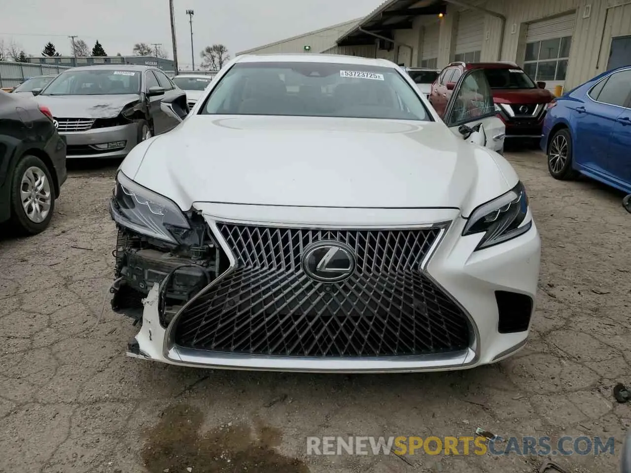 5 Photograph of a damaged car JTHD51FF5L5011005 LEXUS LS500 2020