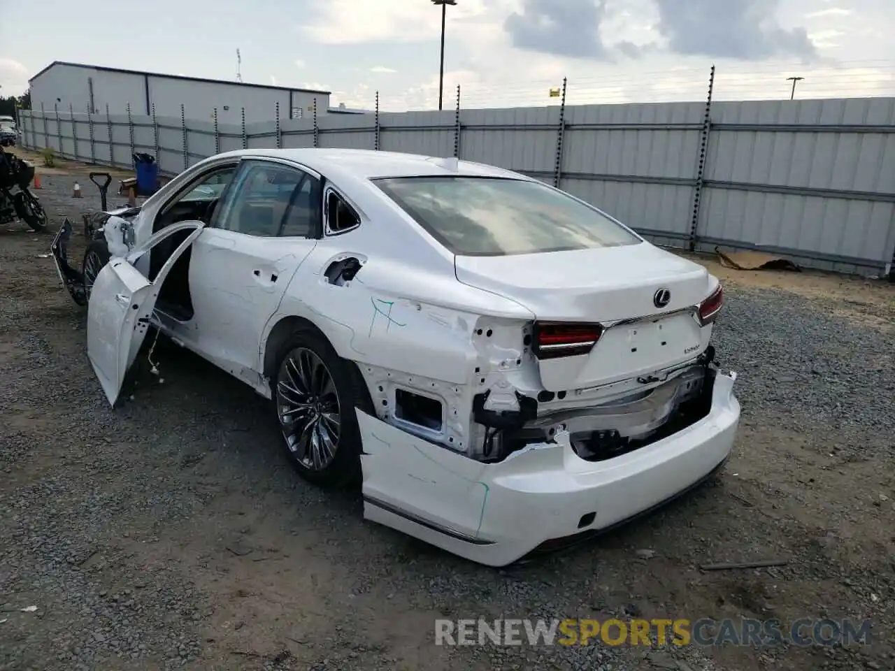 3 Photograph of a damaged car JTHD51FF5L5012431 LEXUS LS500 2020