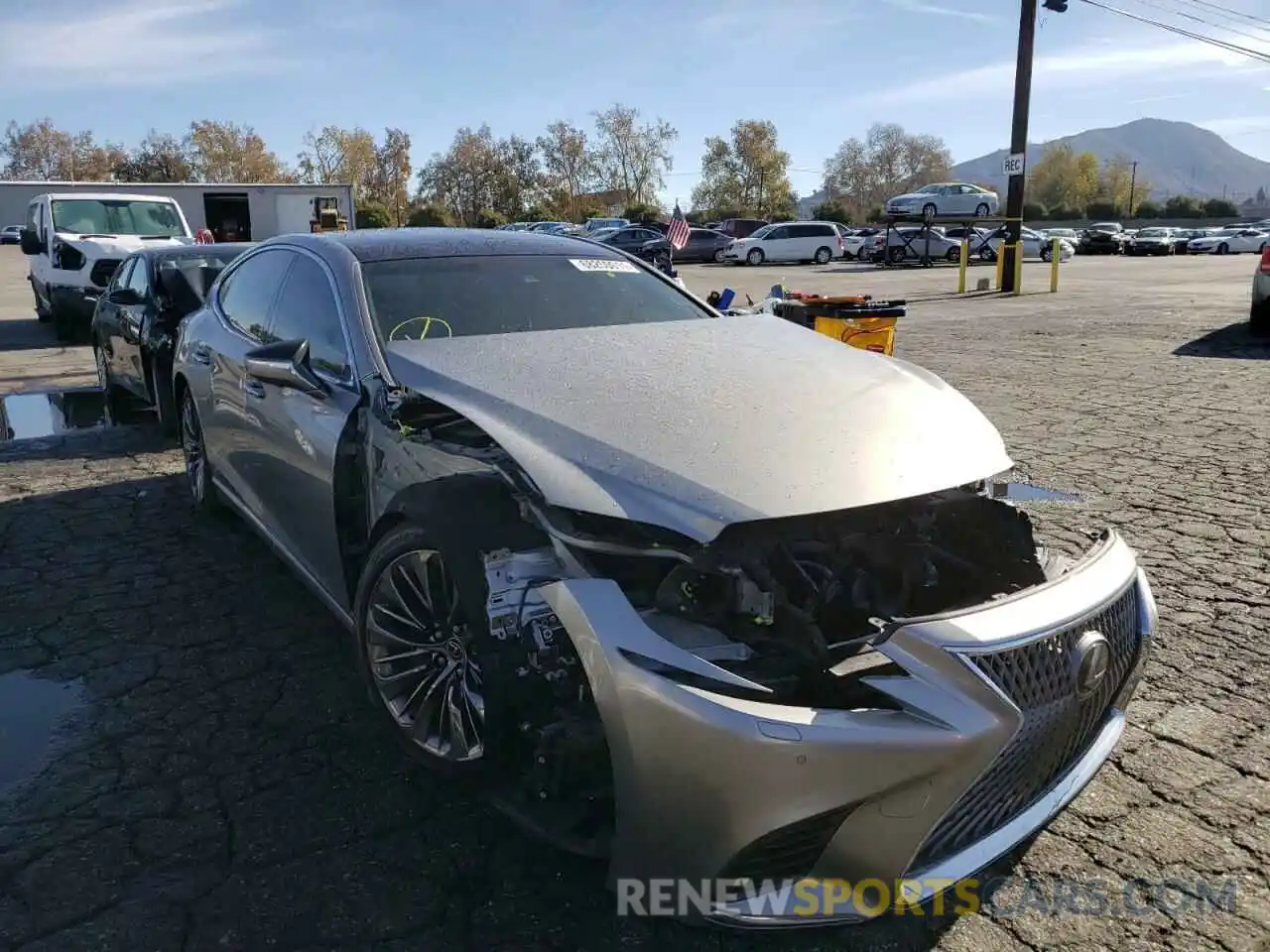 1 Photograph of a damaged car JTHD51FF9L5011721 LEXUS LS500 2020