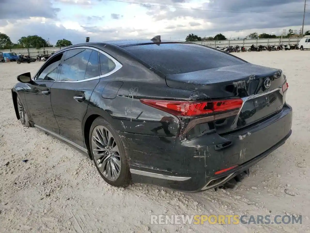 3 Photograph of a damaged car JTHG5LFF2M5014566 LEXUS LS500 2021