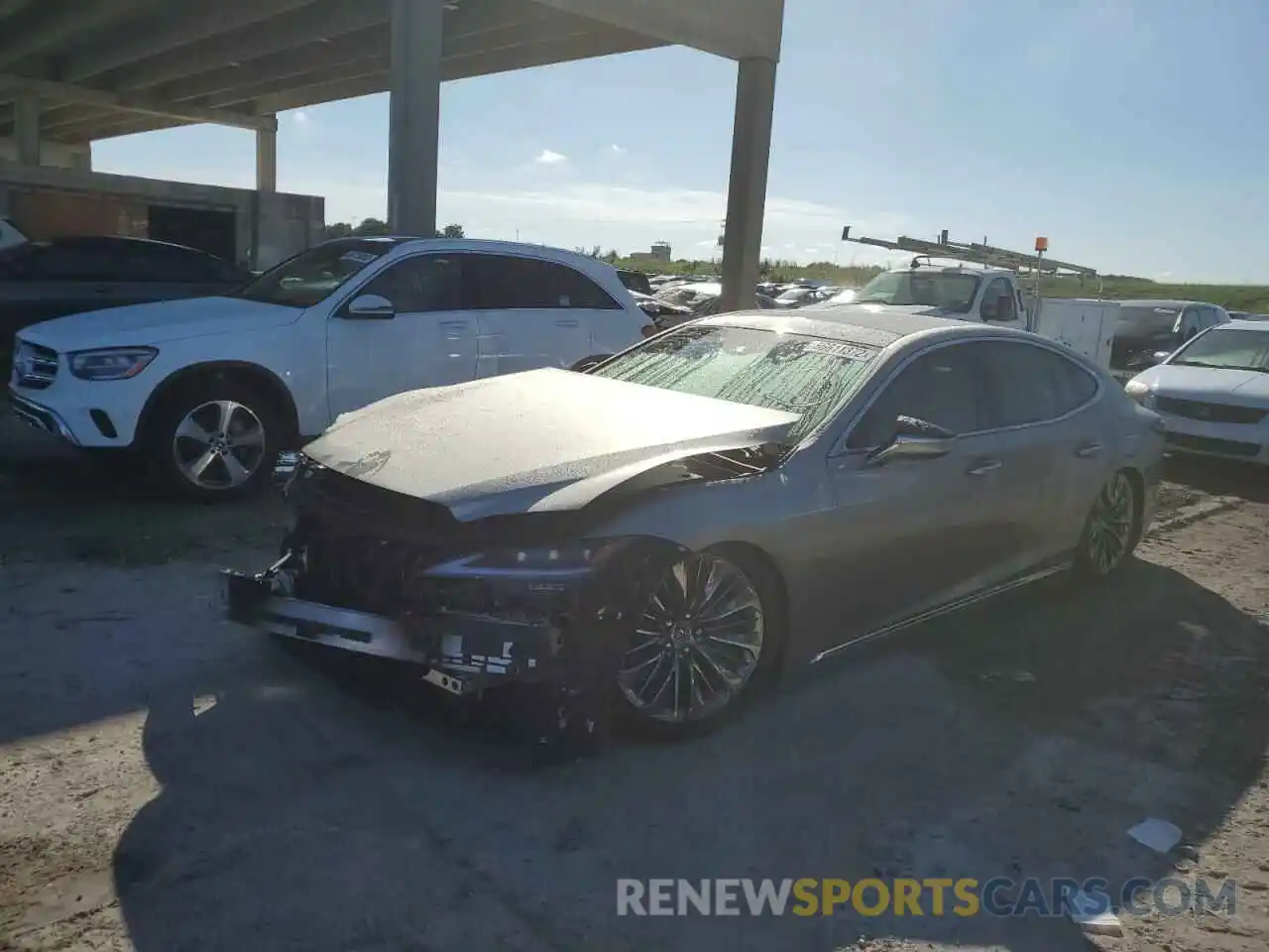 2 Photograph of a damaged car JTHD51FF6N5017110 LEXUS LS500 2022