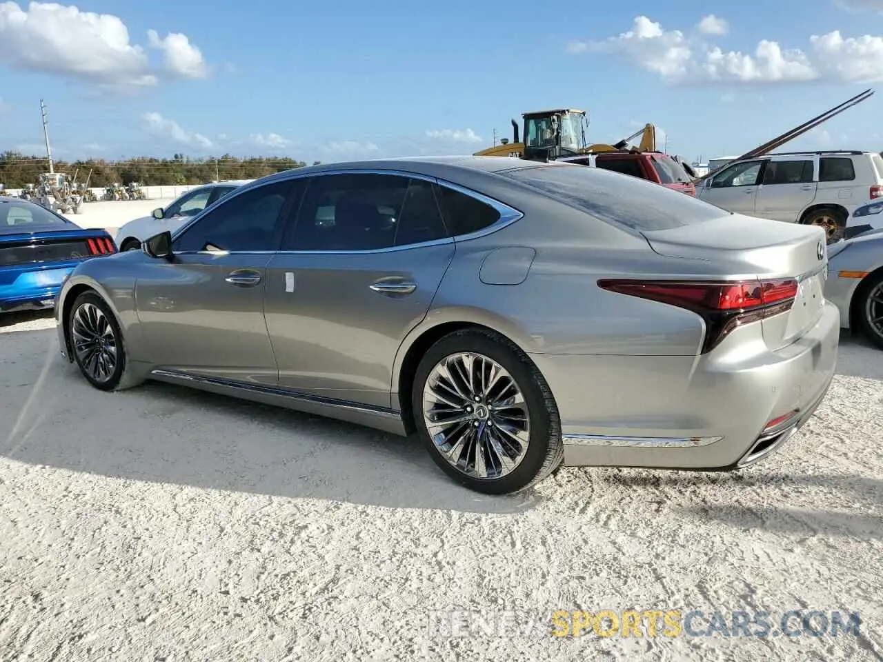 2 Photograph of a damaged car JTHD51FFXN5017708 LEXUS LS500 2022