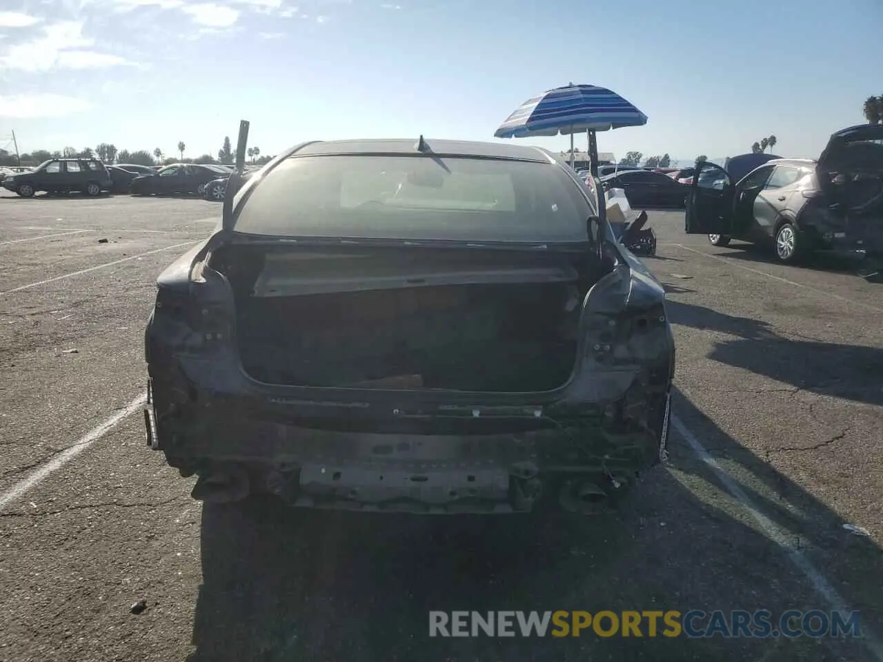 6 Photograph of a damaged car JTHF51FF5P5018003 LEXUS LS500 2023