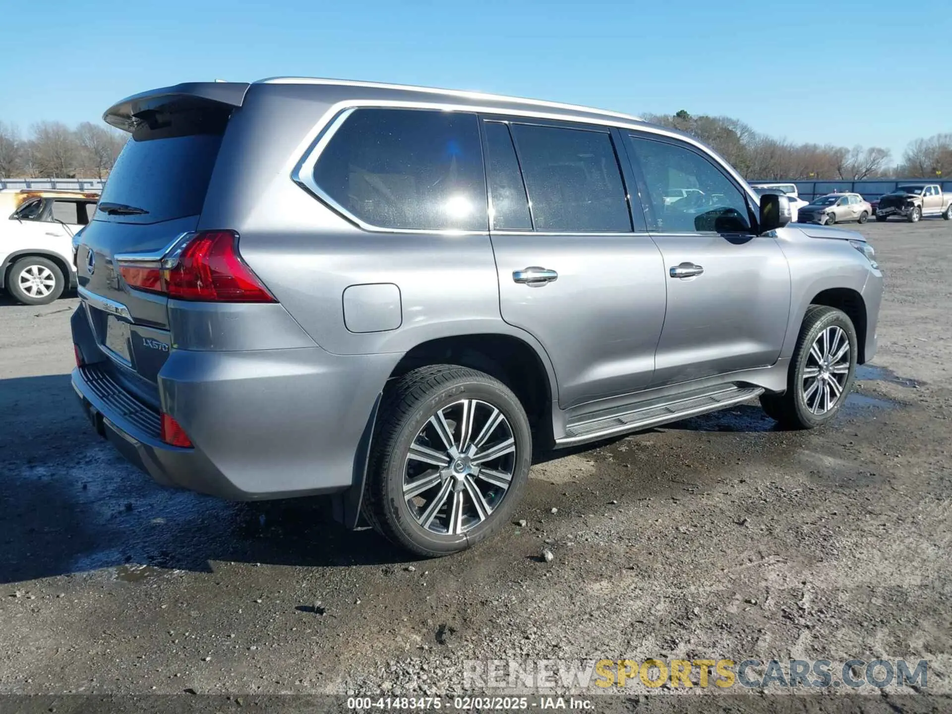 4 Photograph of a damaged car JTJHY7AX2K4285065 LEXUS LX 570 2019