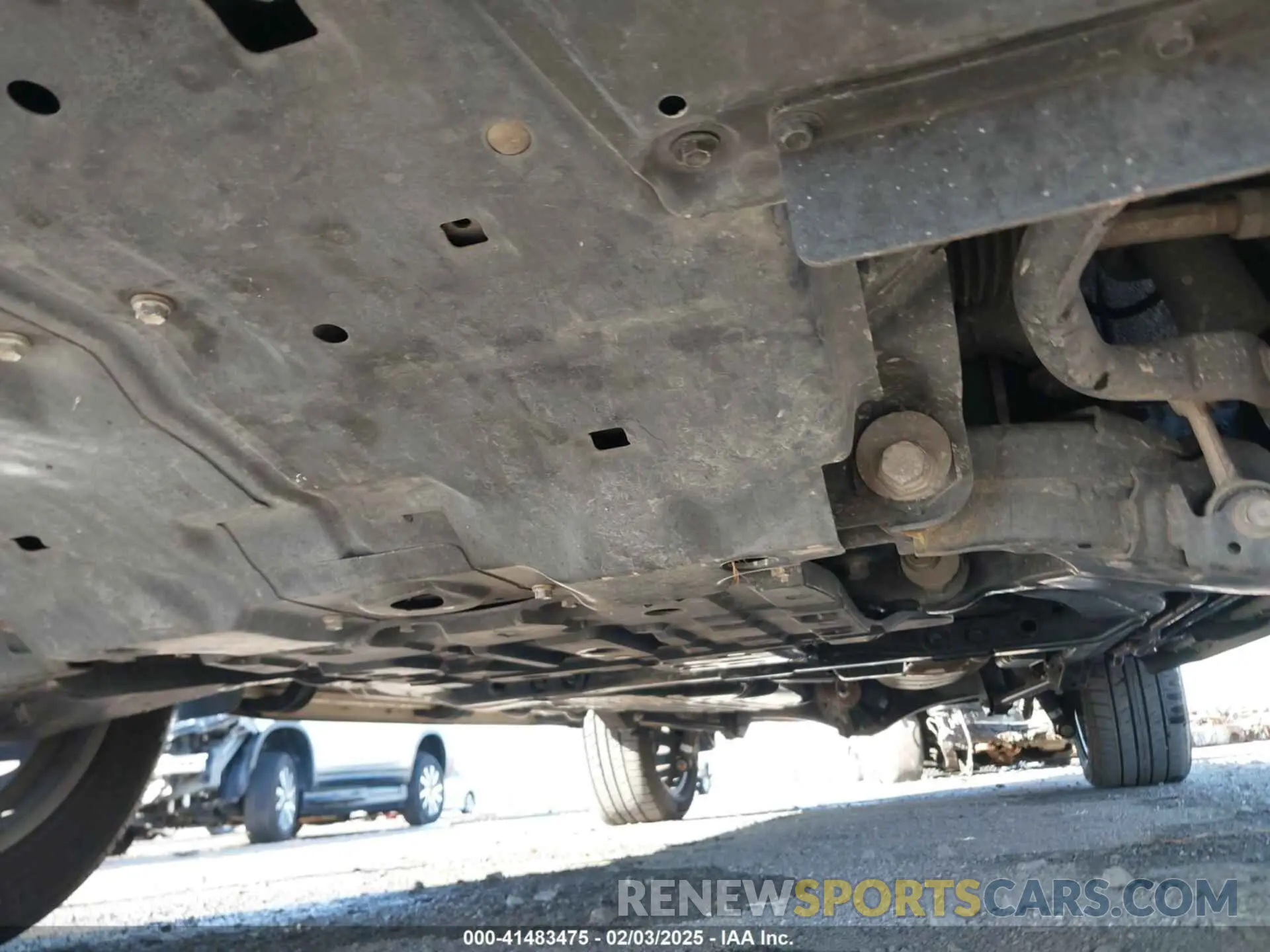 6 Photograph of a damaged car JTJHY7AX2K4285065 LEXUS LX 570 2019