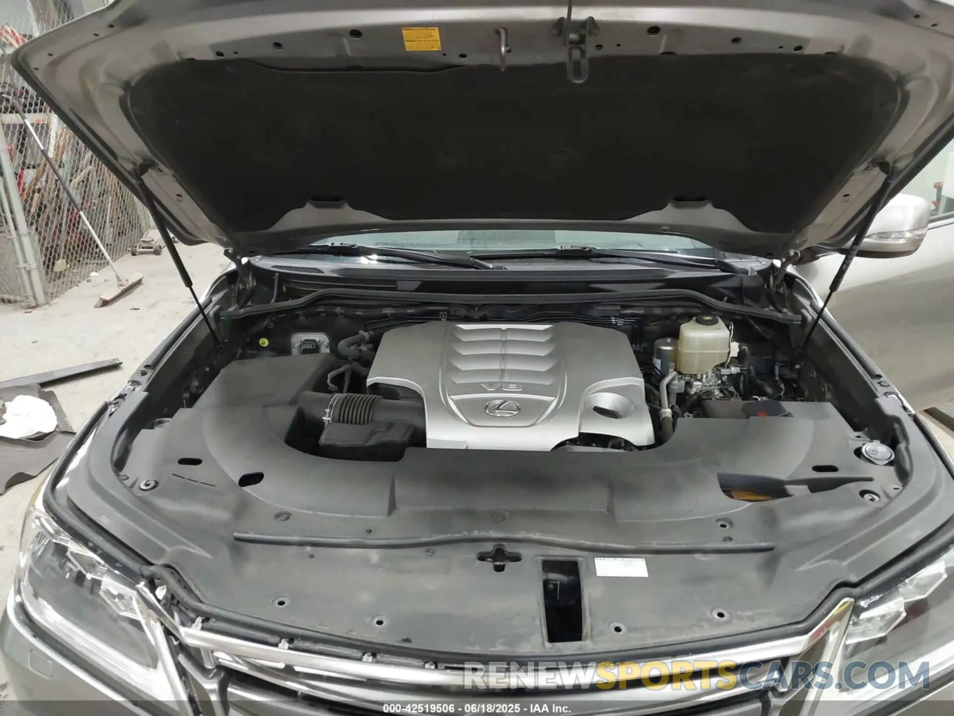10 Photograph of a damaged car JTJFY7AX6L4317668 LEXUS LX 570 2020