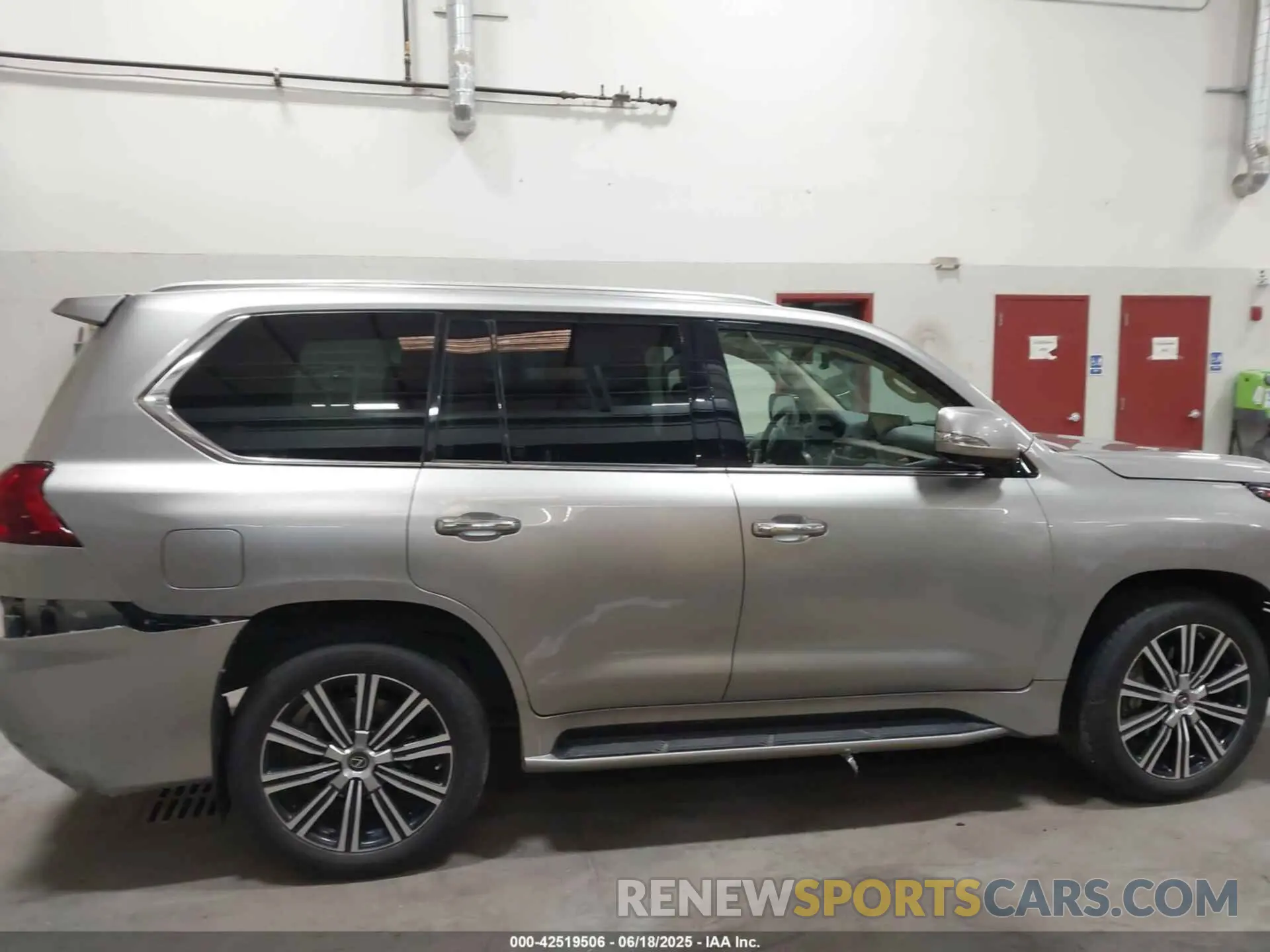 13 Photograph of a damaged car JTJFY7AX6L4317668 LEXUS LX 570 2020
