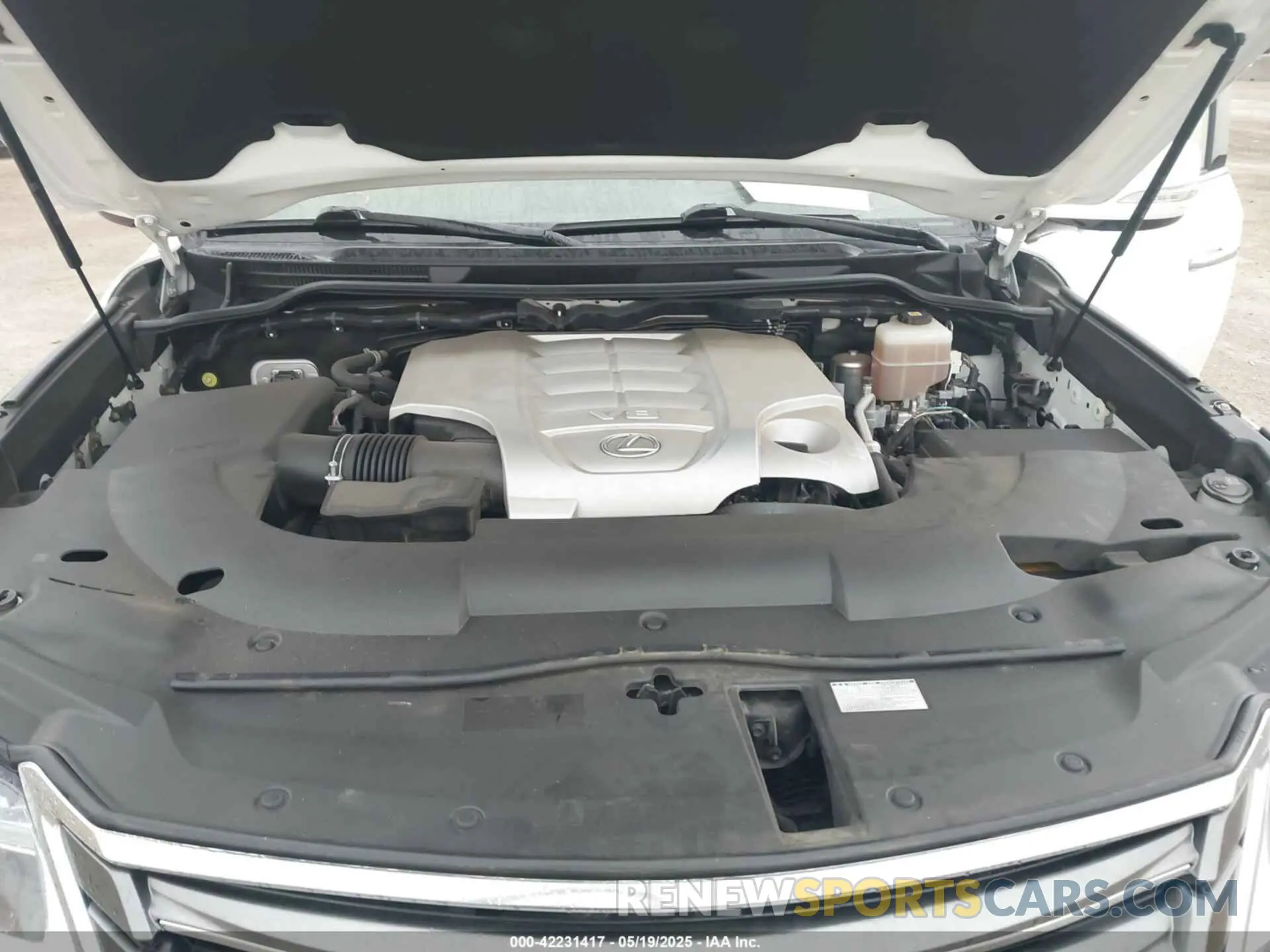 10 Photograph of a damaged car JTJDY7AX1M4333558 LEXUS LX 570 2021