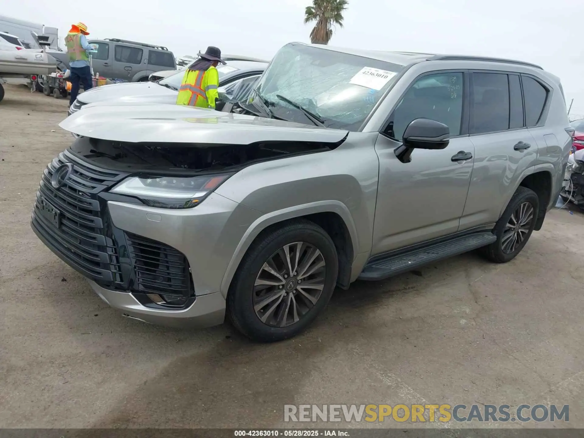 2 Photograph of a damaged car JTJAB7CX4N4000712 LEXUS LX 600 2022