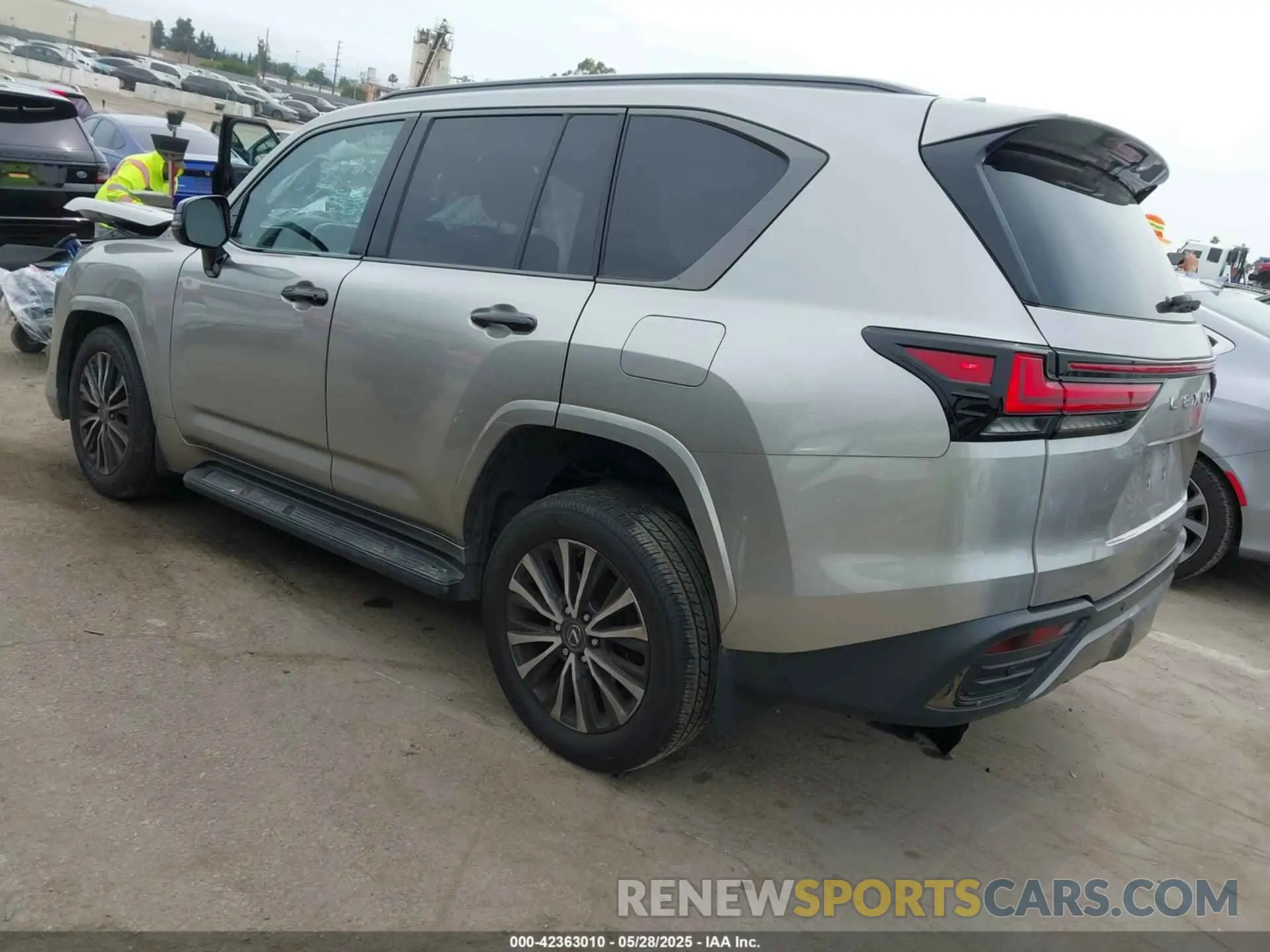 3 Photograph of a damaged car JTJAB7CX4N4000712 LEXUS LX 600 2022