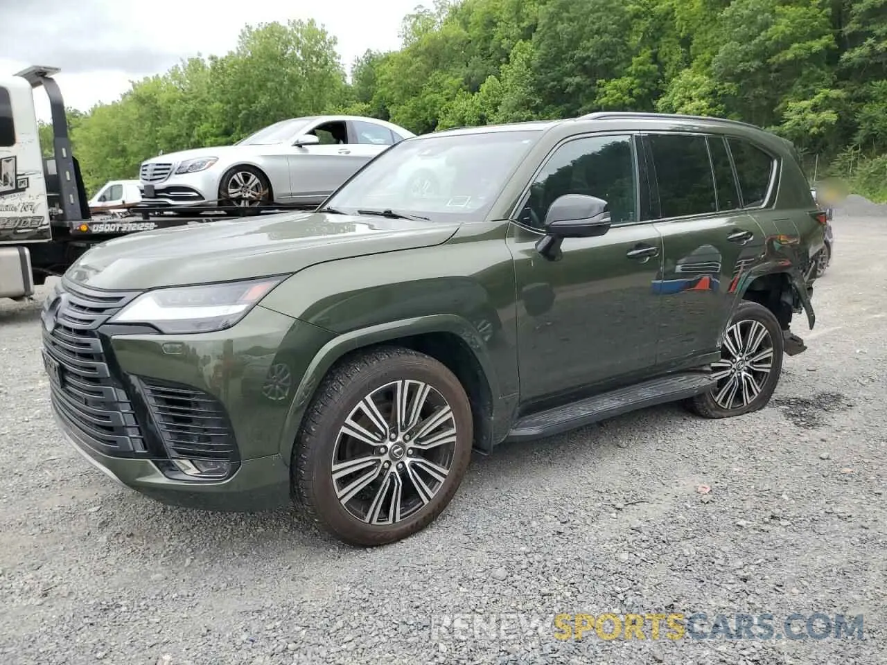 1 Photograph of a damaged car JTJGB7CX1R4041590 LEXUS LX 600 BAS 2024