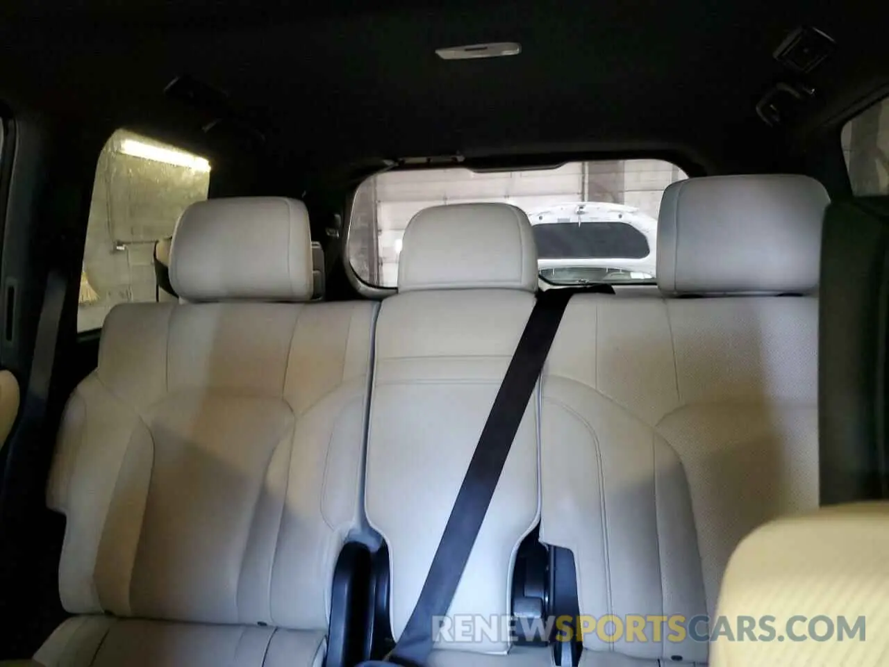 10 Photograph of a damaged car JTJHY7AX0K4292290 LEXUS LX570 2019