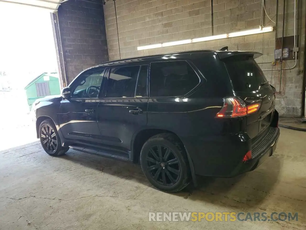 2 Photograph of a damaged car JTJHY7AX0K4292290 LEXUS LX570 2019