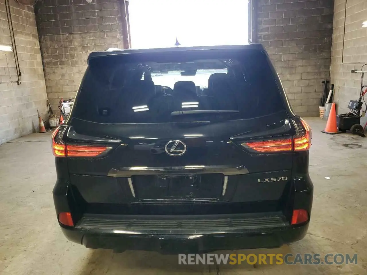 6 Photograph of a damaged car JTJHY7AX0K4292290 LEXUS LX570 2019