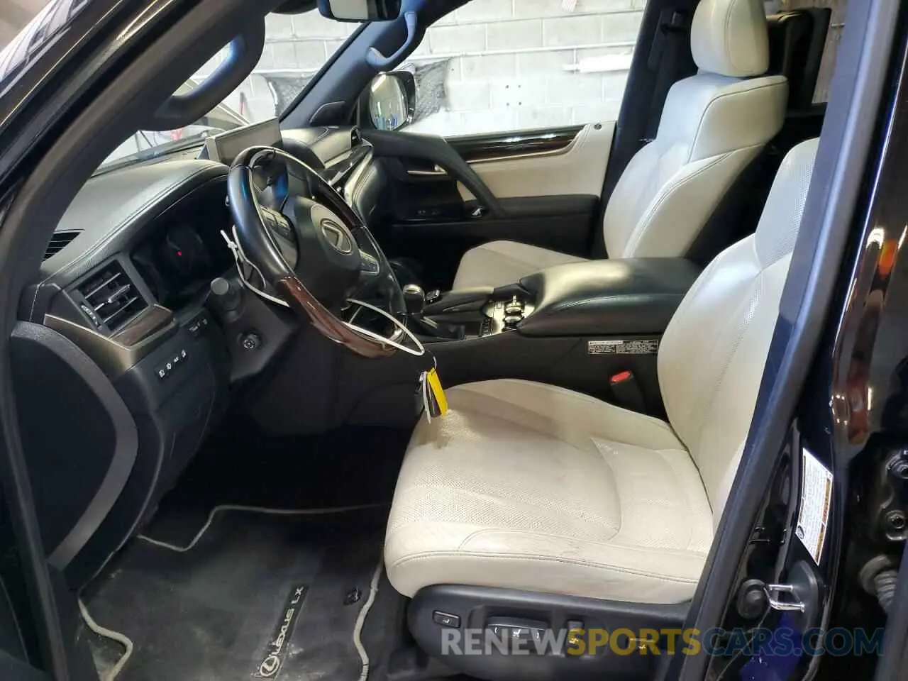 7 Photograph of a damaged car JTJHY7AX0K4292290 LEXUS LX570 2019