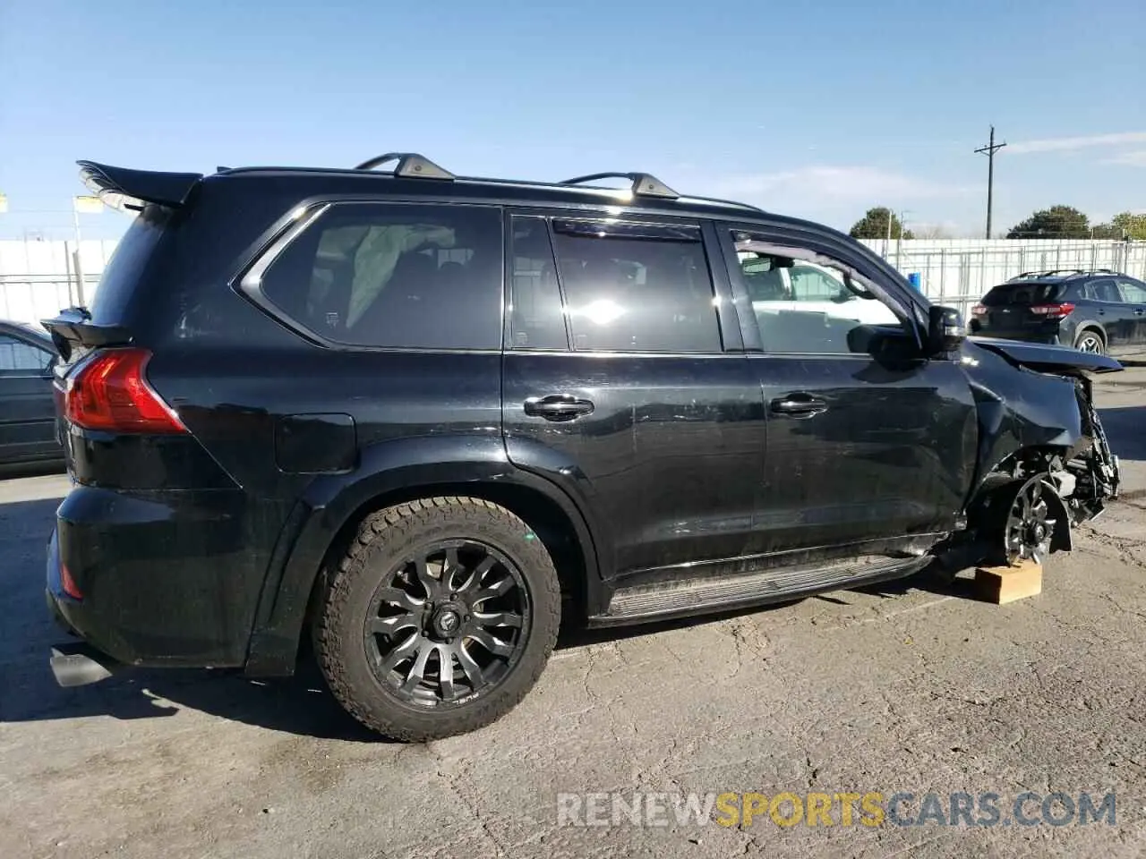 3 Photograph of a damaged car JTJHY7AXXK4287677 LEXUS LX570 2019