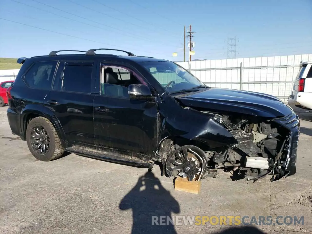4 Photograph of a damaged car JTJHY7AXXK4287677 LEXUS LX570 2019