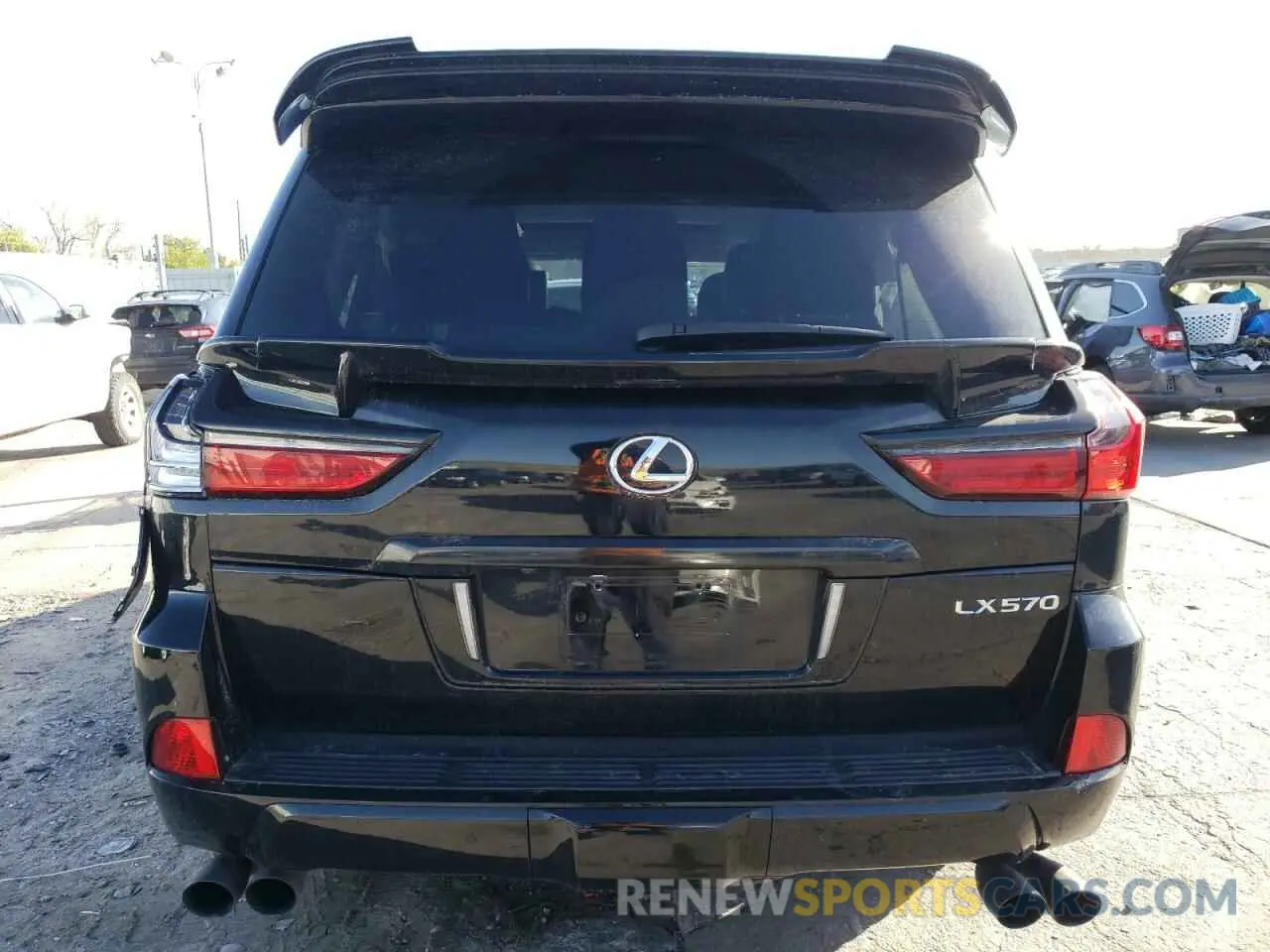 6 Photograph of a damaged car JTJHY7AXXK4287677 LEXUS LX570 2019