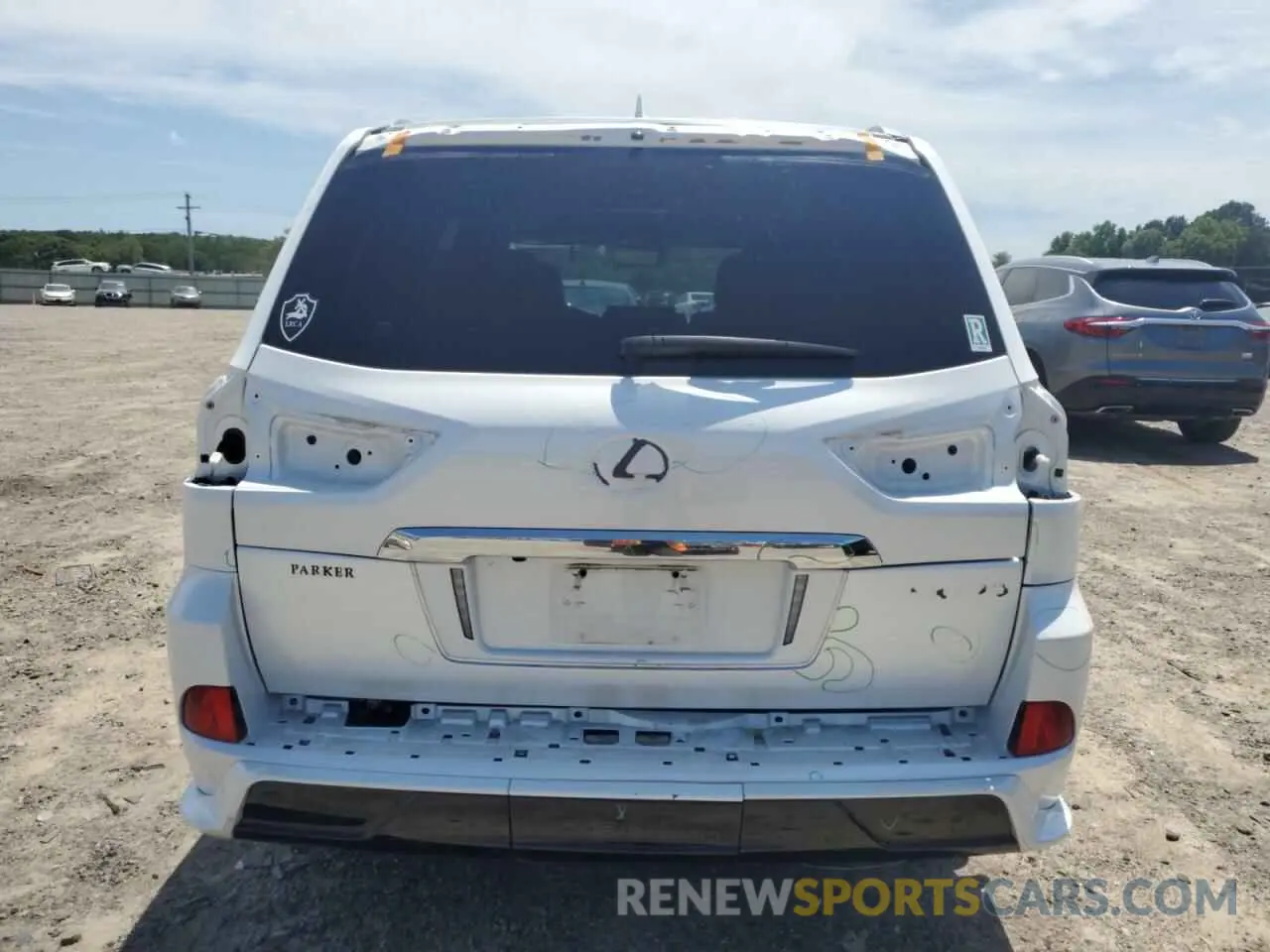 6 Photograph of a damaged car JTJDY7AX3L4320650 LEXUS LX570 2020