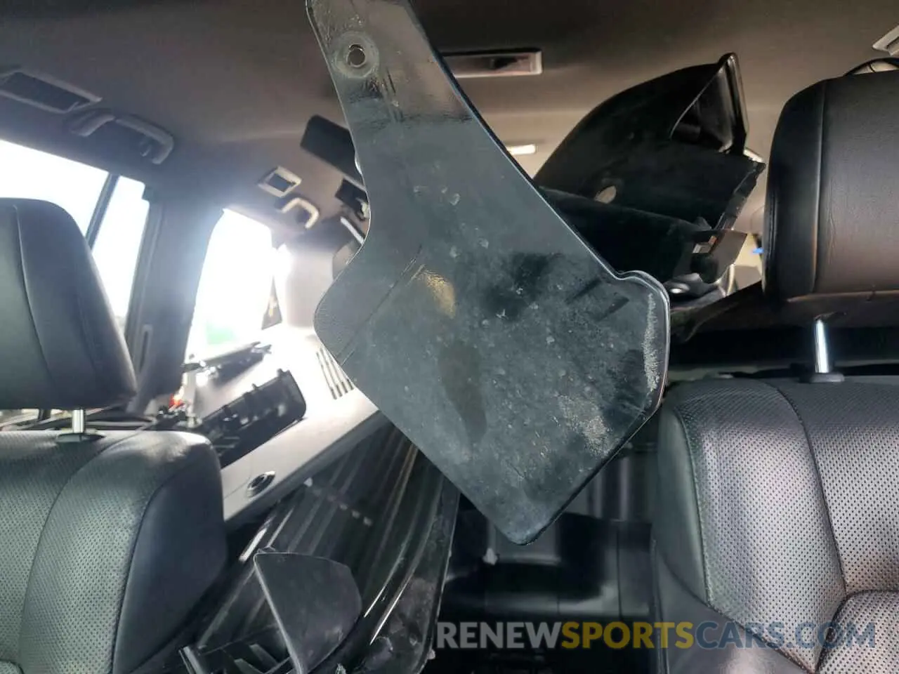 10 Photograph of a damaged car JTJDY7AX3M4334050 LEXUS LX570 2021