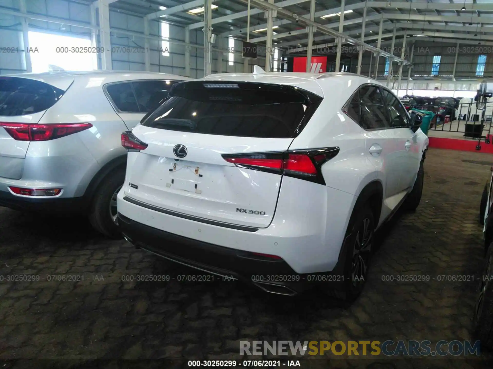 4 Photograph of a damaged car 000000004K2179914 LEXUS NX 2019