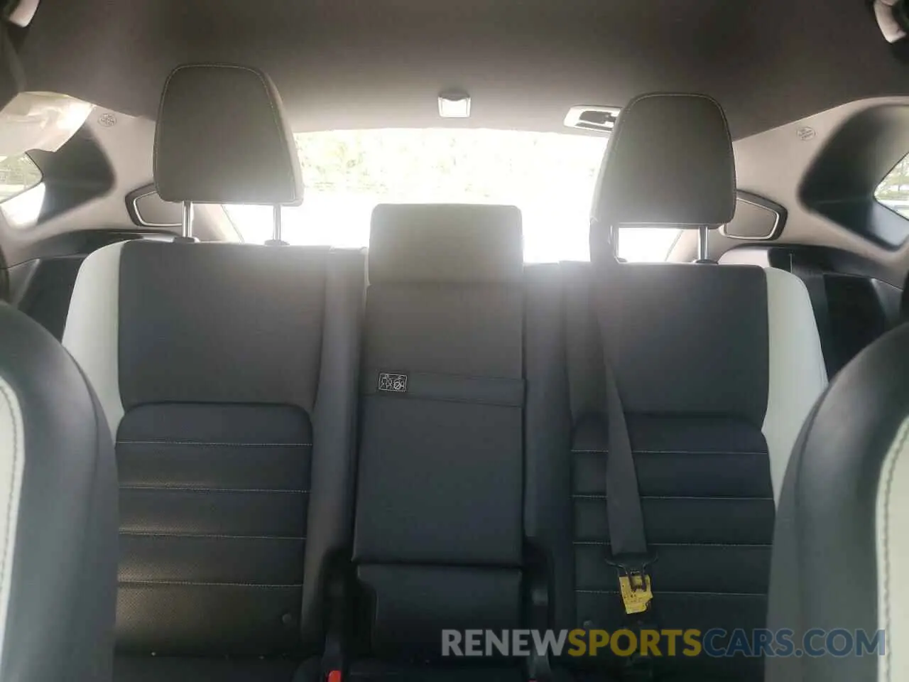10 Photograph of a damaged car JTJYARBZ2K2150972 LEXUS NX 2019