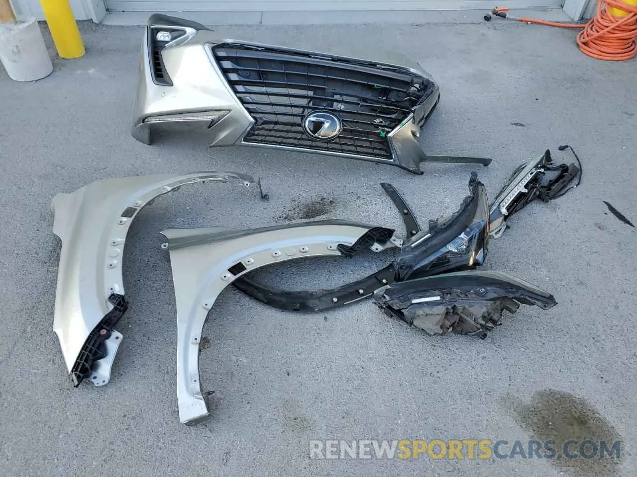 13 Photograph of a damaged car JTJYARBZ5K2137469 LEXUS NX 2019