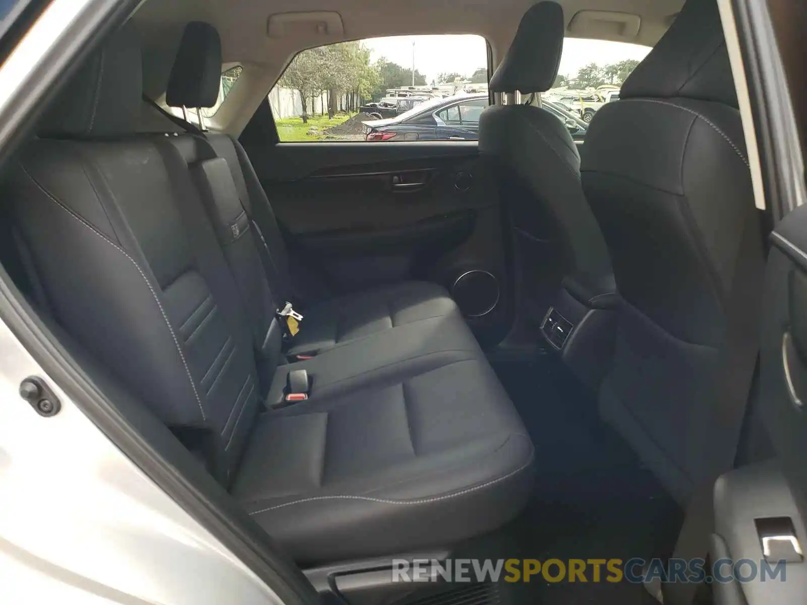 6 Photograph of a damaged car JTJYARBZ5K2154580 LEXUS NX 2019