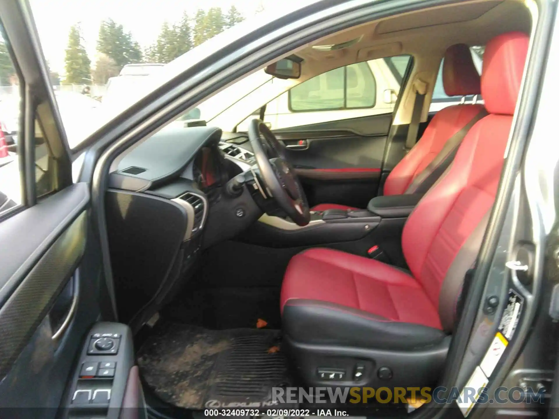 5 Photograph of a damaged car JTJYARBZ8K2122092 LEXUS NX 2019